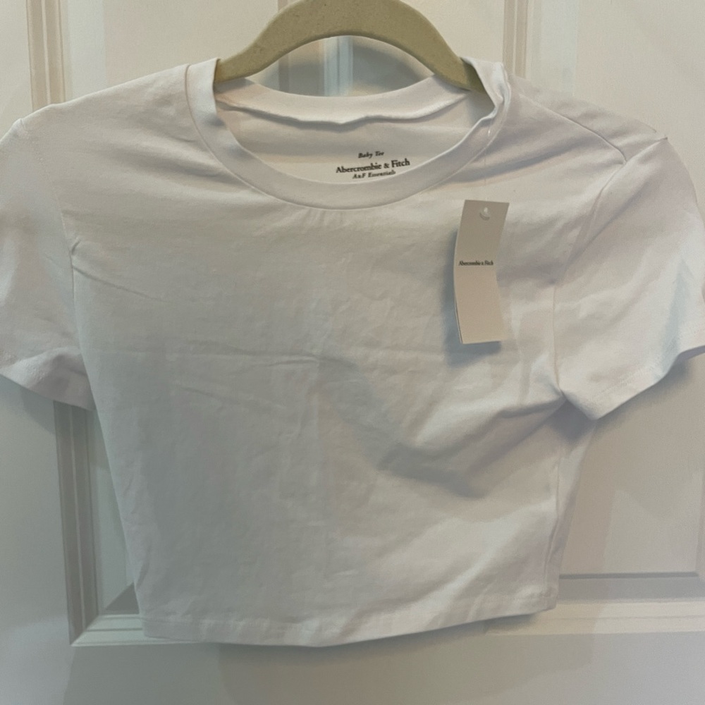 Abercrombie & fitch white crop shirt